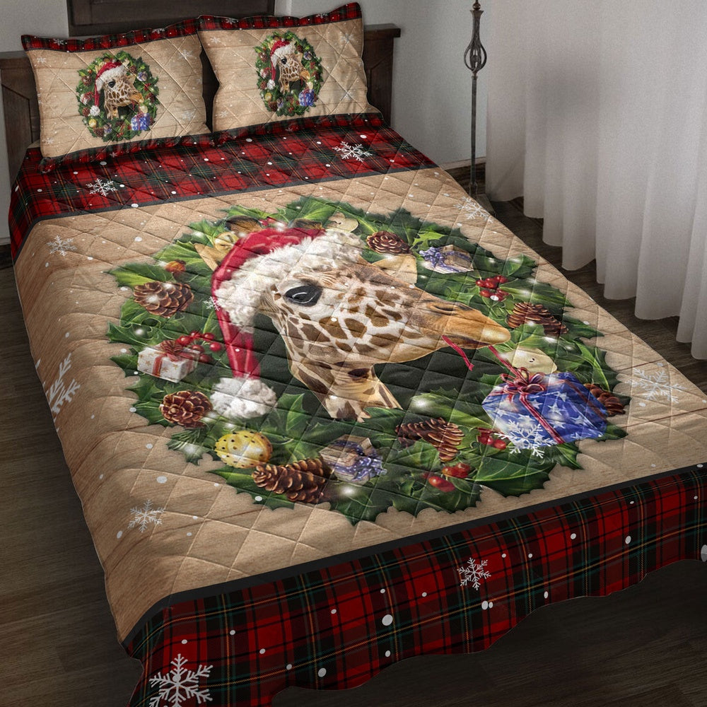 Giraffe Quilt Set, Giraffe Wearing Wreath Amas Hat Boxes Red Buffalo Plaid Bedding Set, Christmas Beddings, Xmas Bedding Sets