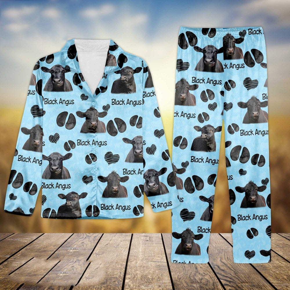 Black Angus Cattle Pattern All Over Print Pajamas Sets, Farm Pajamas, Farm Animal Pajamas, Christmas Farm Pajamas
