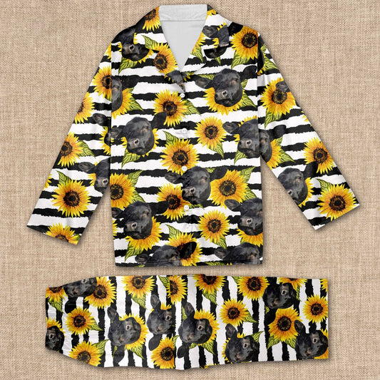 Black Angus With Sun Flower Pattern All Over Print Pajamas Sets, Farm Pajamas, Farm Animal Pajamas, Christmas Farm Pajamas