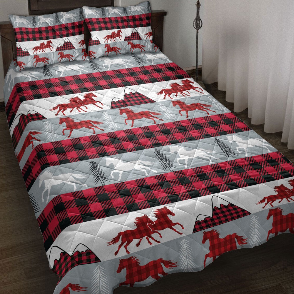 Christmas Horse Red Buffalo Plaid Winter Holiday Bedding Set, Christmas Beddings, Xmas Bedding Sets