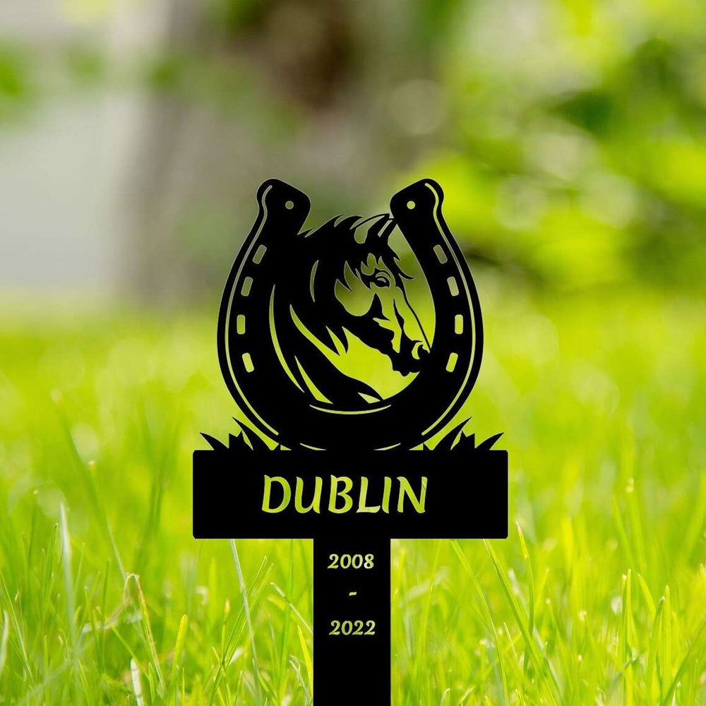 Farm Metal Sign, Personalized Horseshoes Horse Memorial Sign Yard Stakes Grave Marker Cemetery Decor Custom Metal Sign