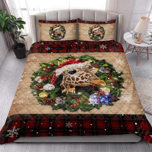 Giraffe Quilt Set, Giraffe Wearing Wreath Amas Hat Boxes Red Buffalo Plaid Bedding Set, Christmas Beddings, Xmas Bedding Sets