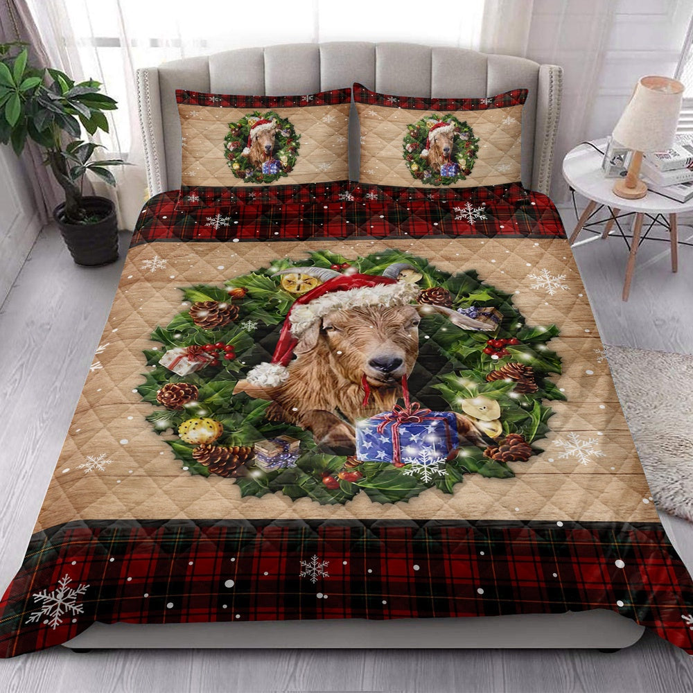 Goat Wearing Wreath Amas Hat Red Buffalo Plaid Holiday Bedding Set, Christmas Beddings, Xmas Bedding Sets