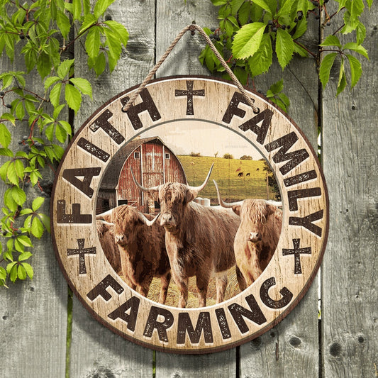 Highland Cattle Lovers Faith Family Farming Round Wooden Sign, Farm Wood Sign, Farmhouse Decor Wooden Signs