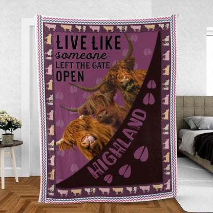Highland Hoof Pattern Purple Background Blanket, Farm Blanket, Farm Animal Blanket