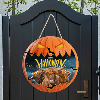 Highland In Halloween Decoration Pumkpin Happy Halloween Wooden Sign, Farm Wood Sign, Farmhouse Decor Wooden Signs