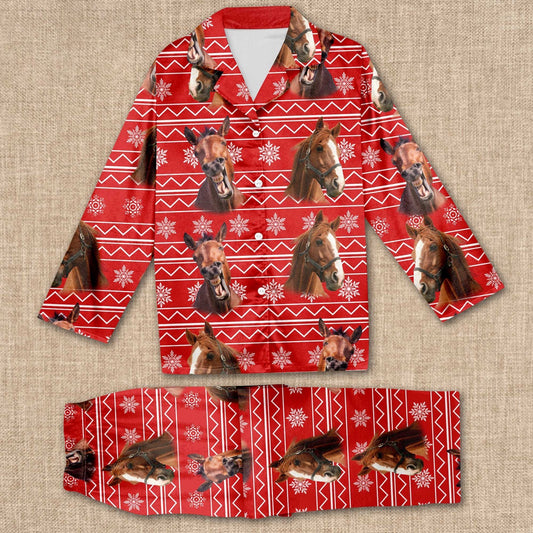 Horse Christmas Pattern All Over Print Pajamas Sets, Farm Pajamas, Farm Animal Pajamas, Christmas Farm Pajamas