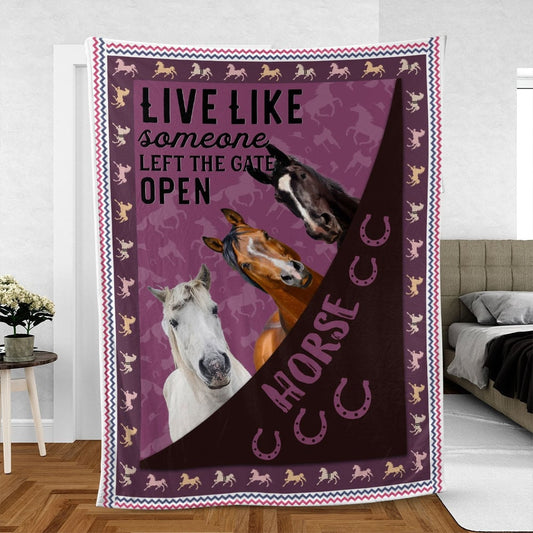 Horse Hoof Pattern Purple Background Blanket, Farm Blanket, Farm Animal Blanket
