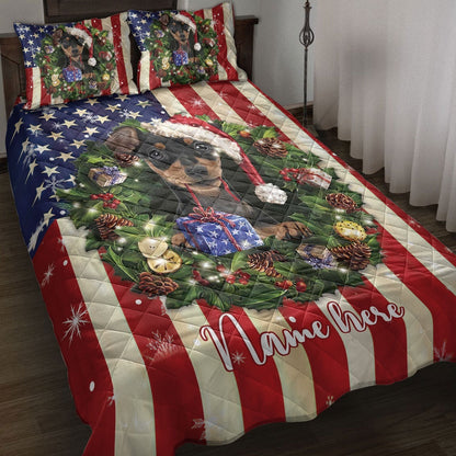 Miniature Pinscher Wearingmas Hat Bedding Set, Christmas Beddings, Xmas Bedding Sets