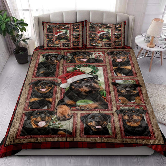 Rottweilermas With Santa Hat Patchwork Window Red Bedding Set, Christmas Beddings, Xmas Bedding Sets