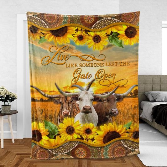 Texas Longhorn Live Like Someone Left The Gate Open Blanket, Farm Blanket, Farm Animal Blanket