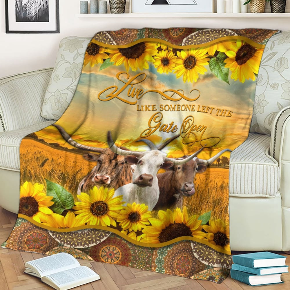 Texas Longhorn Live Like Someone Left The Gate Open Blanket, Farm Blanket, Farm Animal Blanket