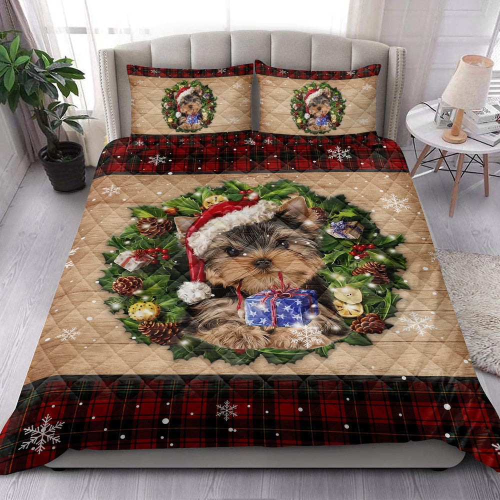 Yorkshire Terrier Wearing Wreath Amas Hat Buffalo Plaid Bedding Set, Christmas Beddings, Xmas Bedding Sets