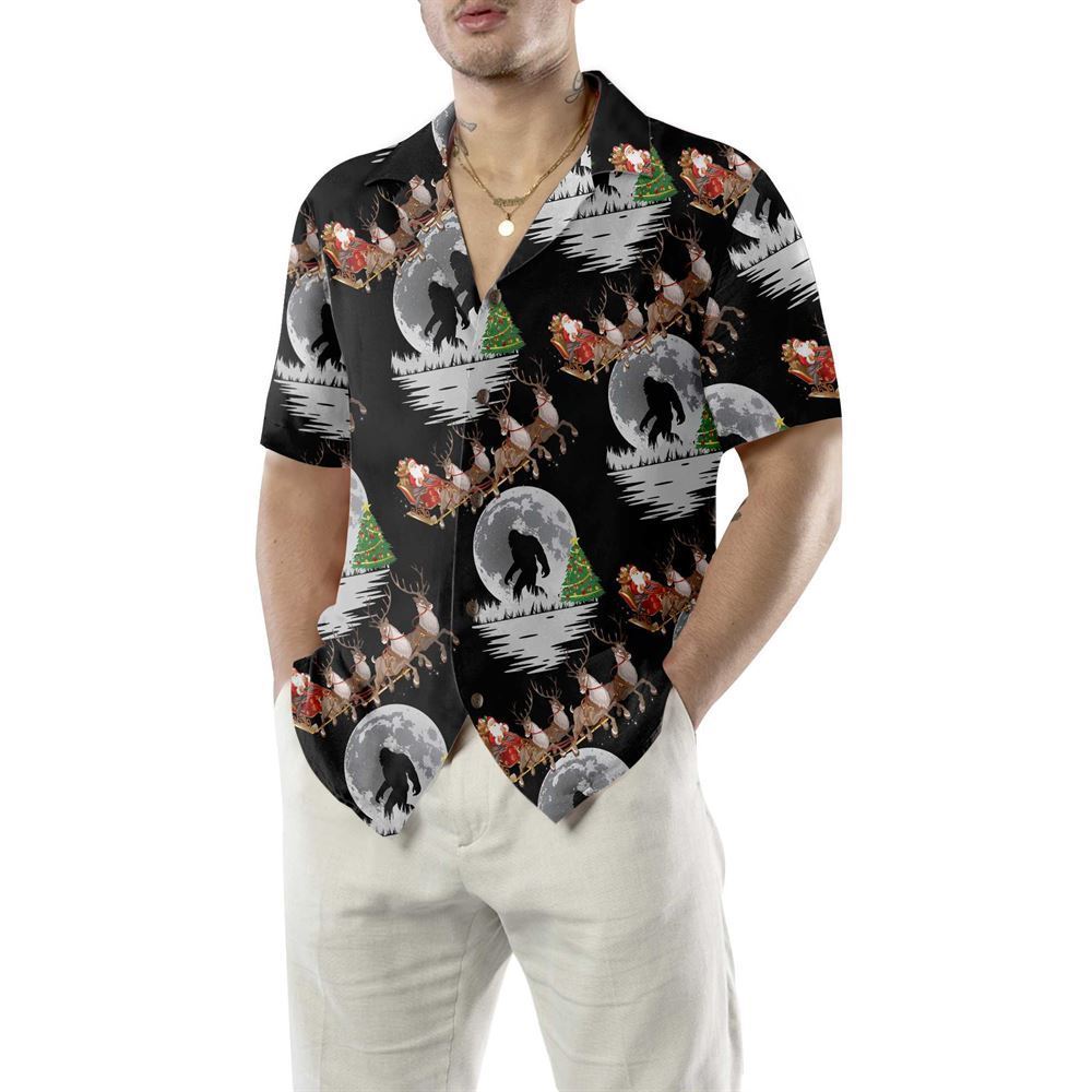 Bigfoot & Santa Claus On Christmas Day Hawaiian Shirt, Xmas Hawaiian Shirts