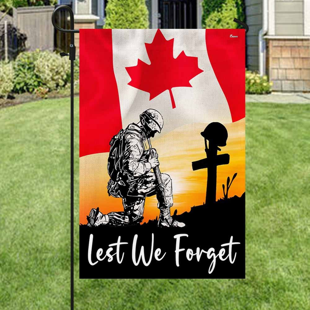 Veteran Flag, Canadian Veteran Lest We Forget Kneeling Soldier Flag